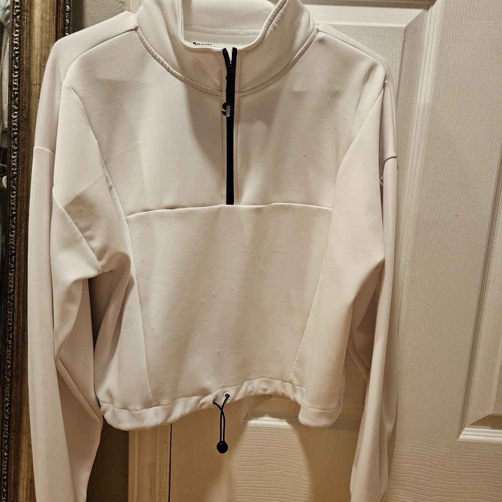 Sports Illustrated White Zip Pullover Medium